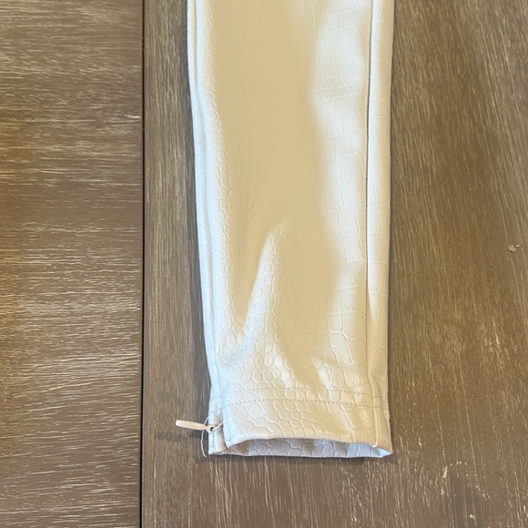 Brand new JLUXLABEL white leather pant - Picture 6 of 7